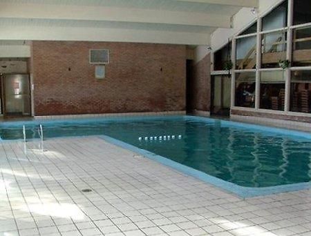 Rodeway Inn Кадилак Екстериор снимка